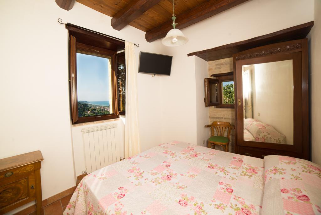 B&B Borgo Marano Cupra Marittima Exteriör bild