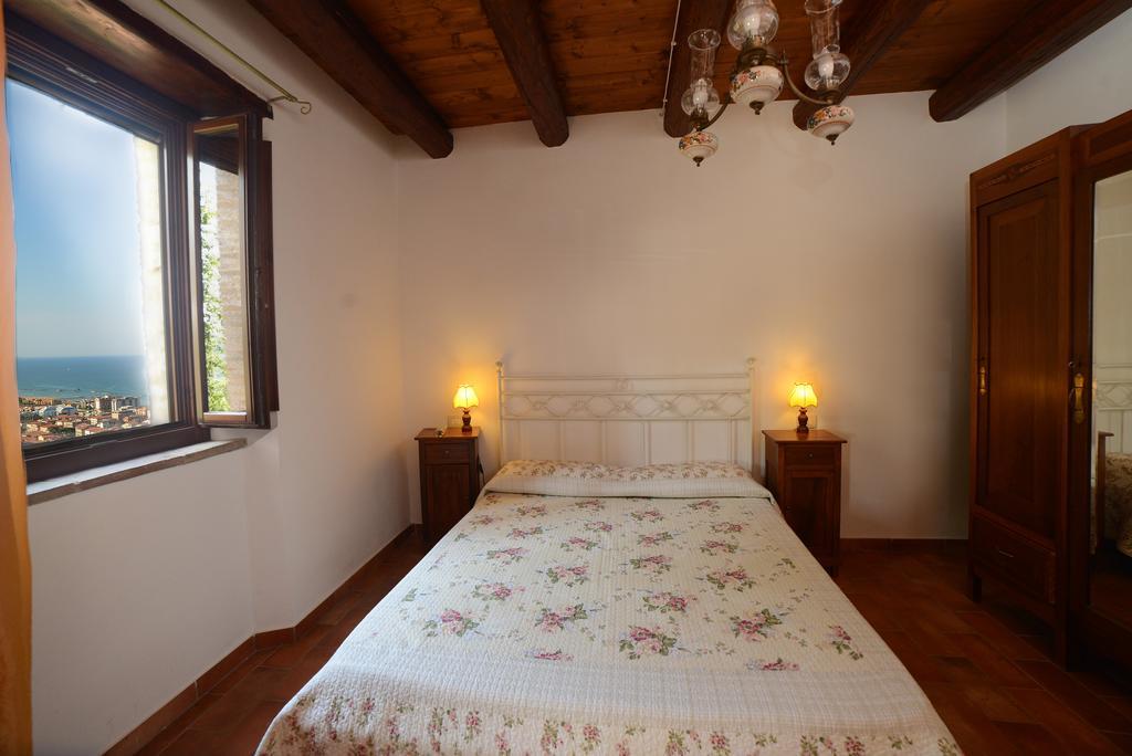B&B Borgo Marano Cupra Marittima Exteriör bild
